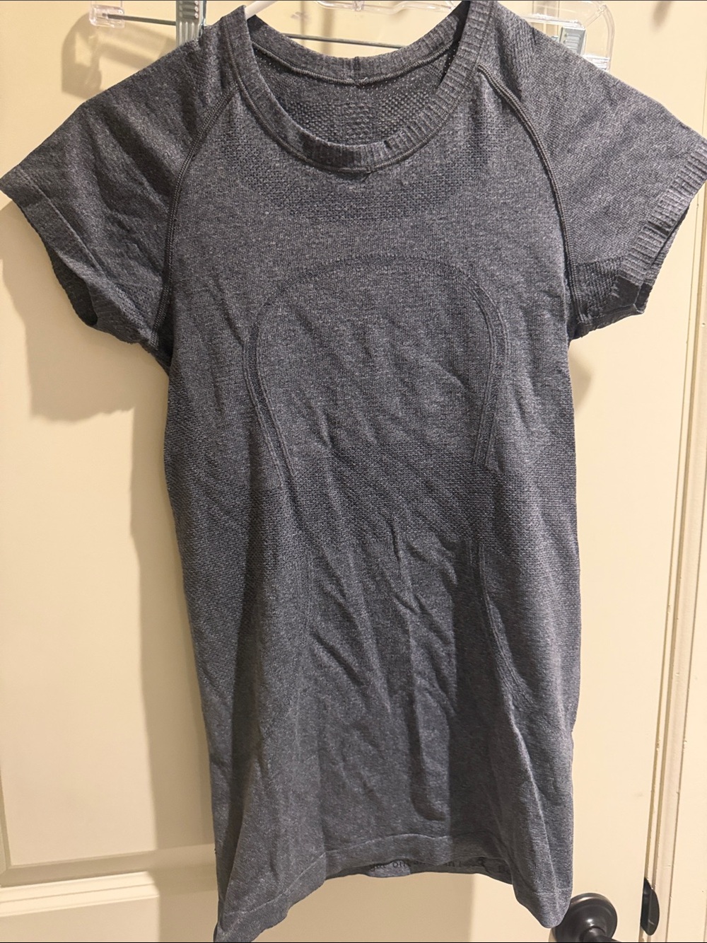 lululemon athletica Swiftly Tech Charcoal Heather Short Sleeve Scoop Top